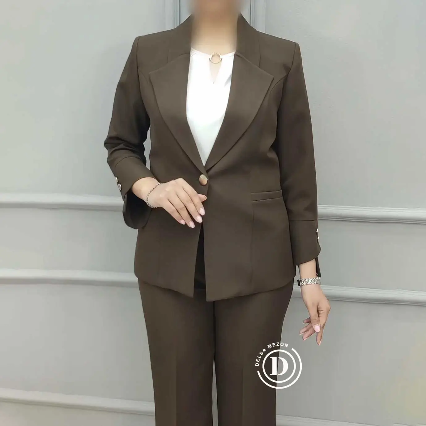 کت و شلوار آستین پله ای صدف ۵88