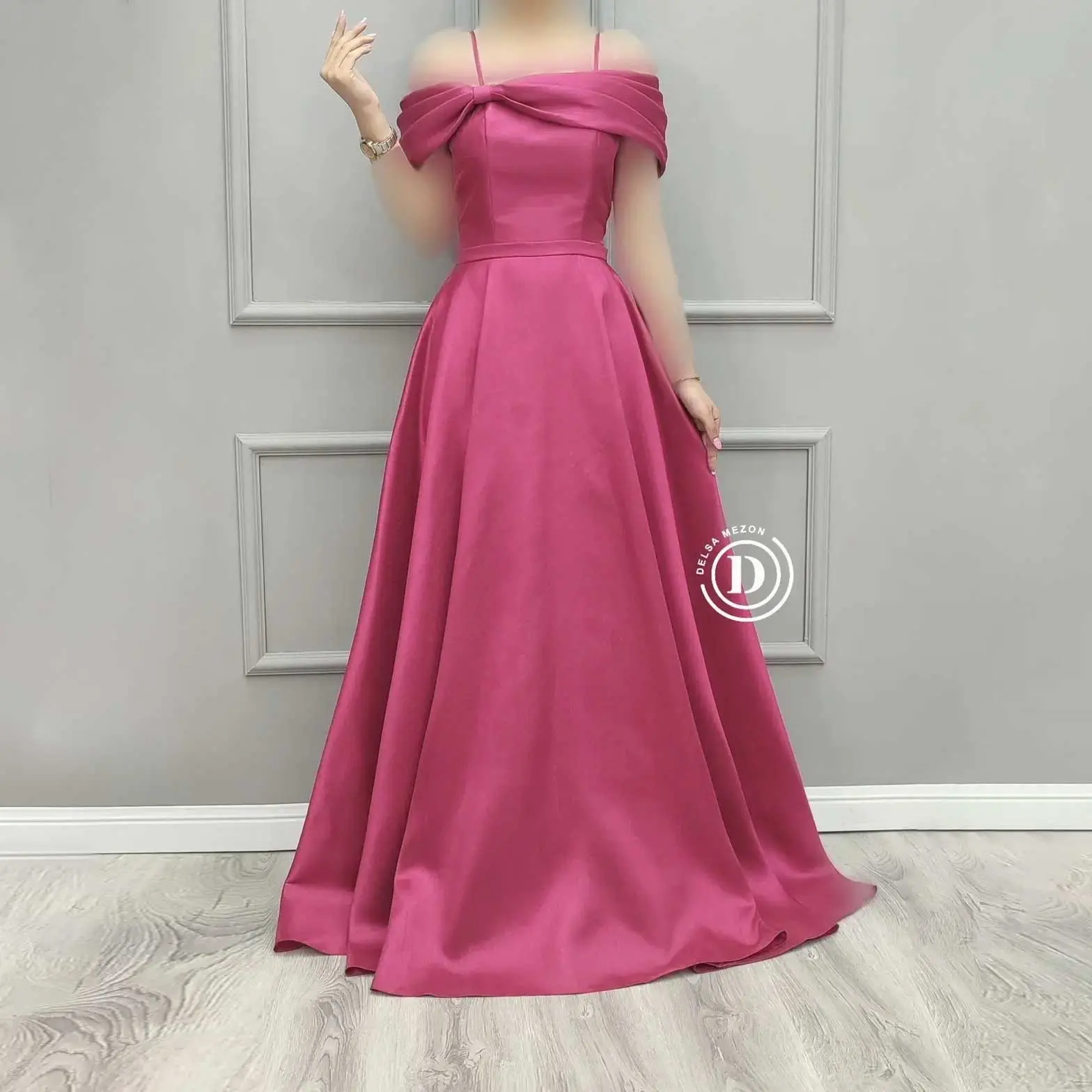 پیراهن بلند آوا ۷۰45