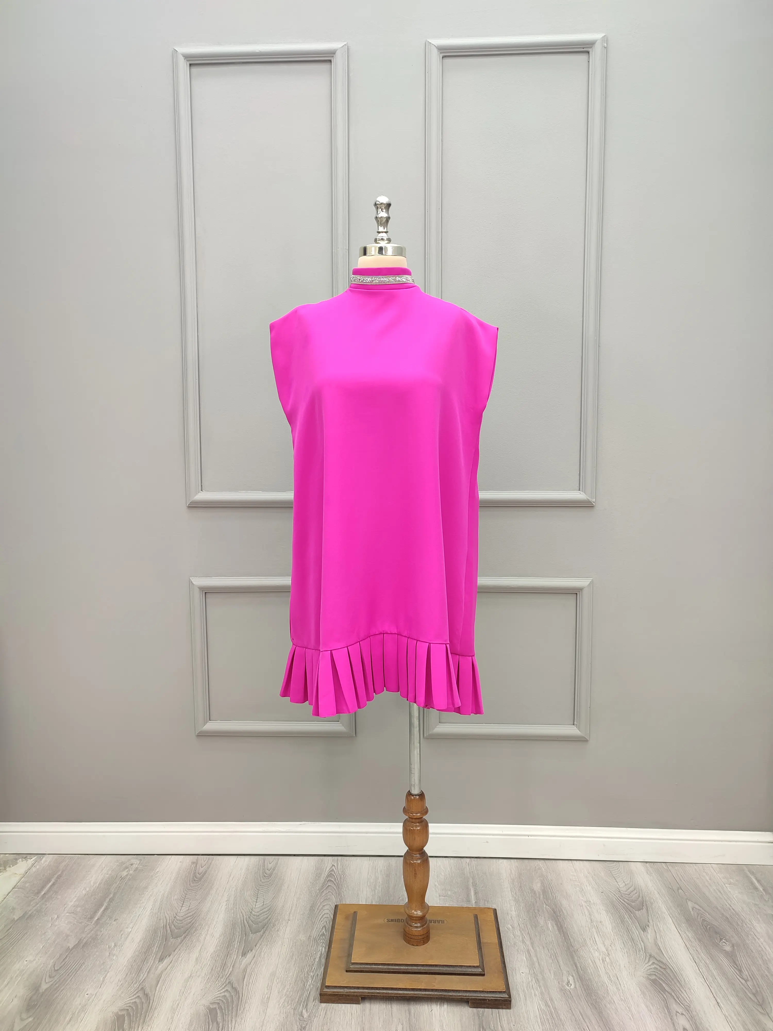 پیراهن کوتاه فری سایز نگین دار 2001