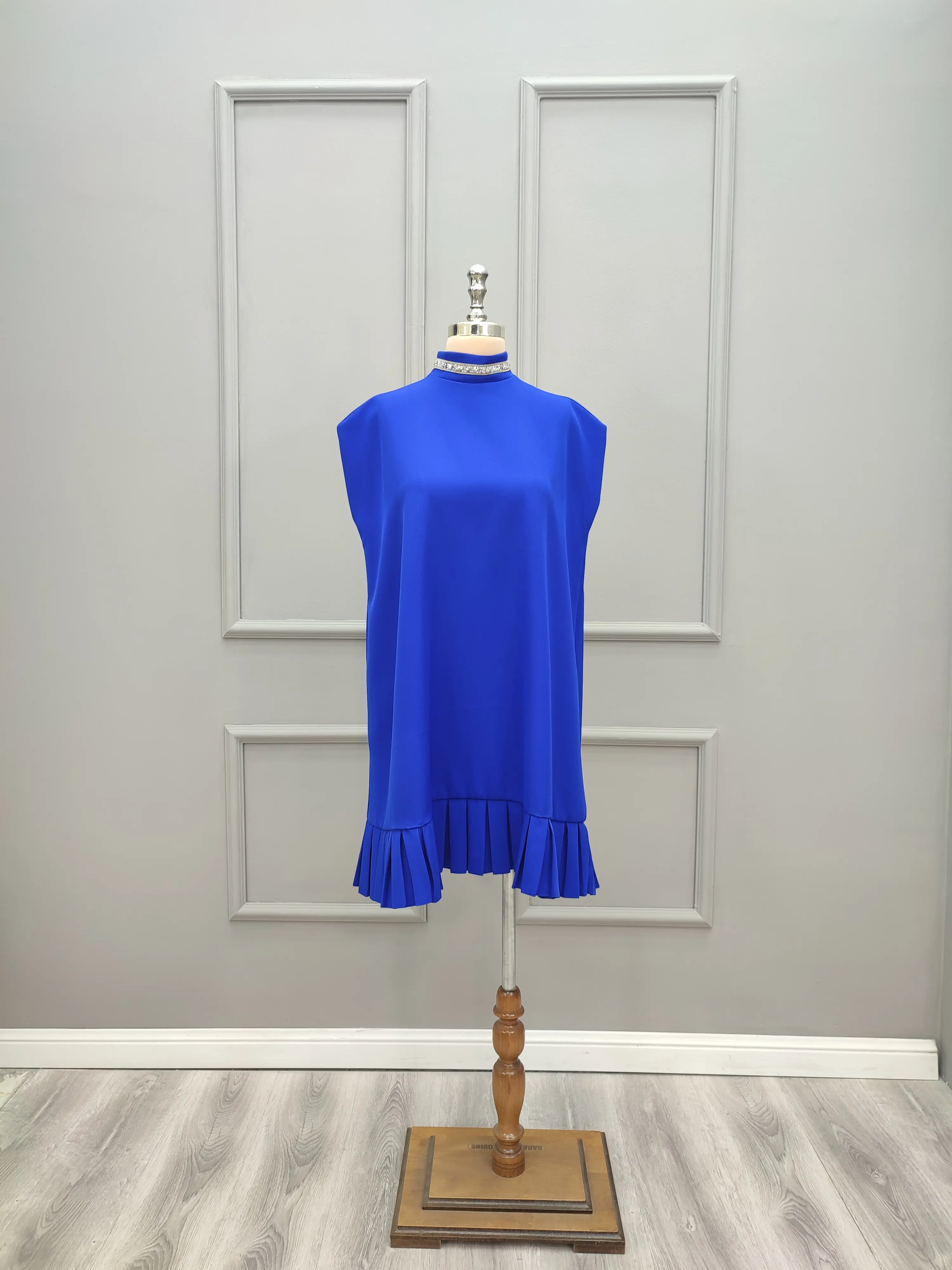 پیراهن کوتاه فری سایز نگین دار 2001