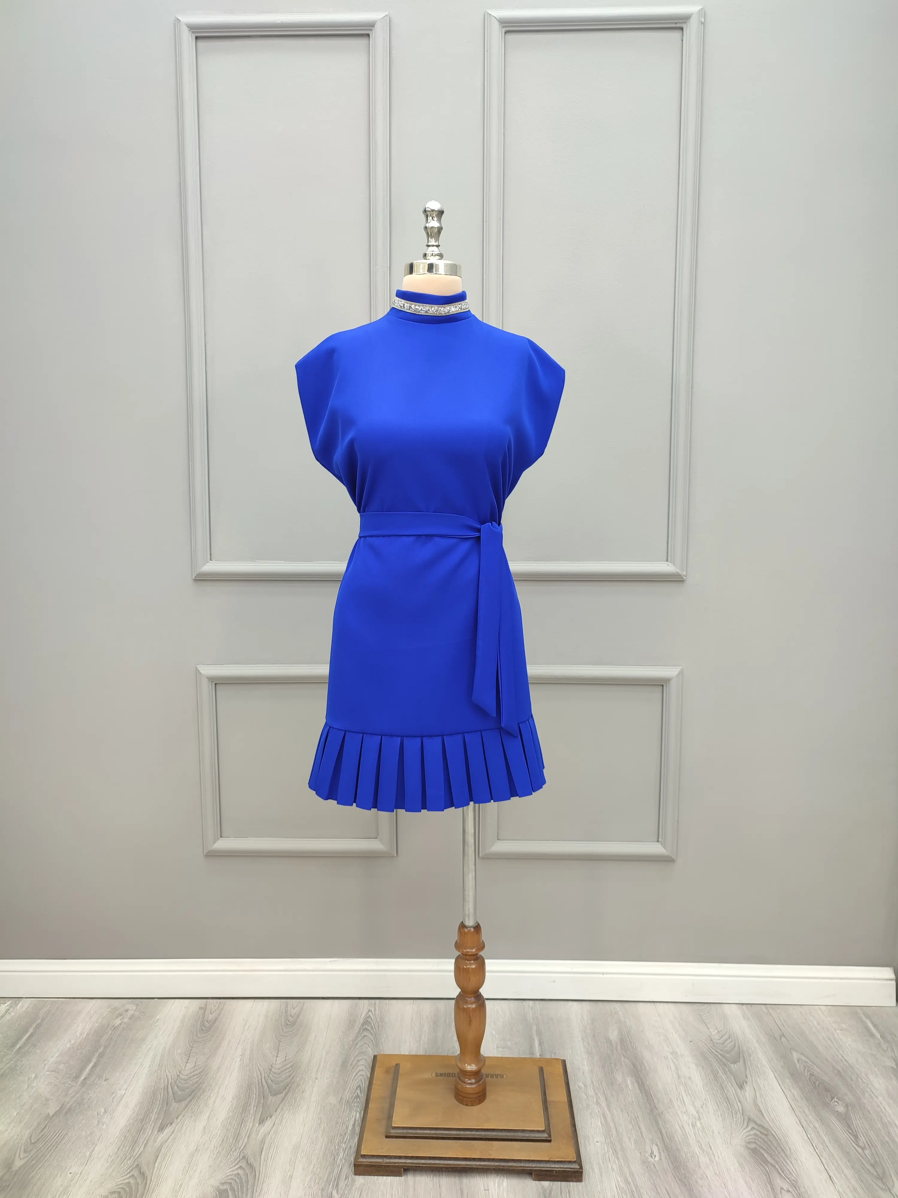 پیراهن کوتاه فری سایز نگین دار 2001