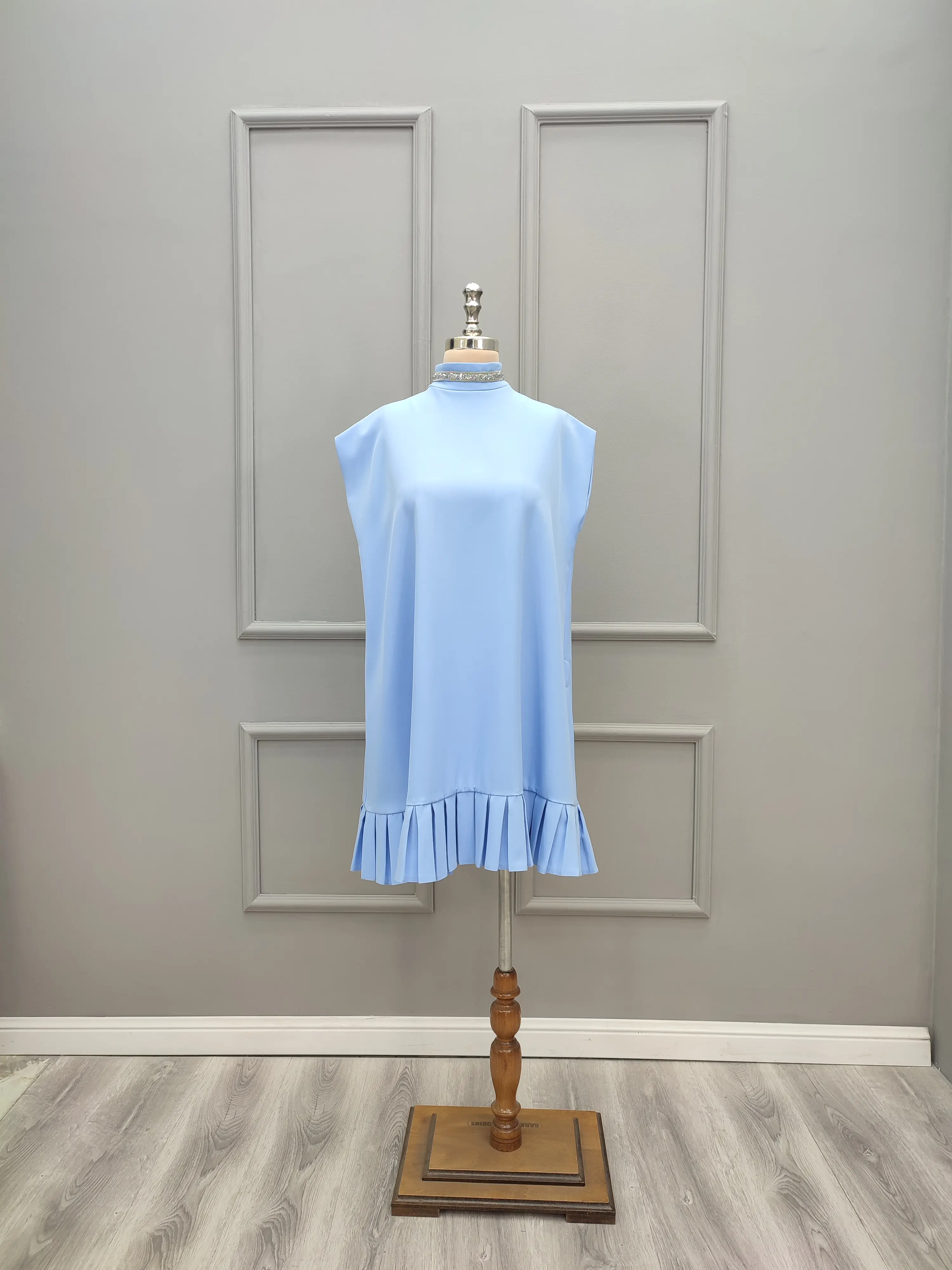 پیراهن کوتاه فری سایز نگین دار 2001