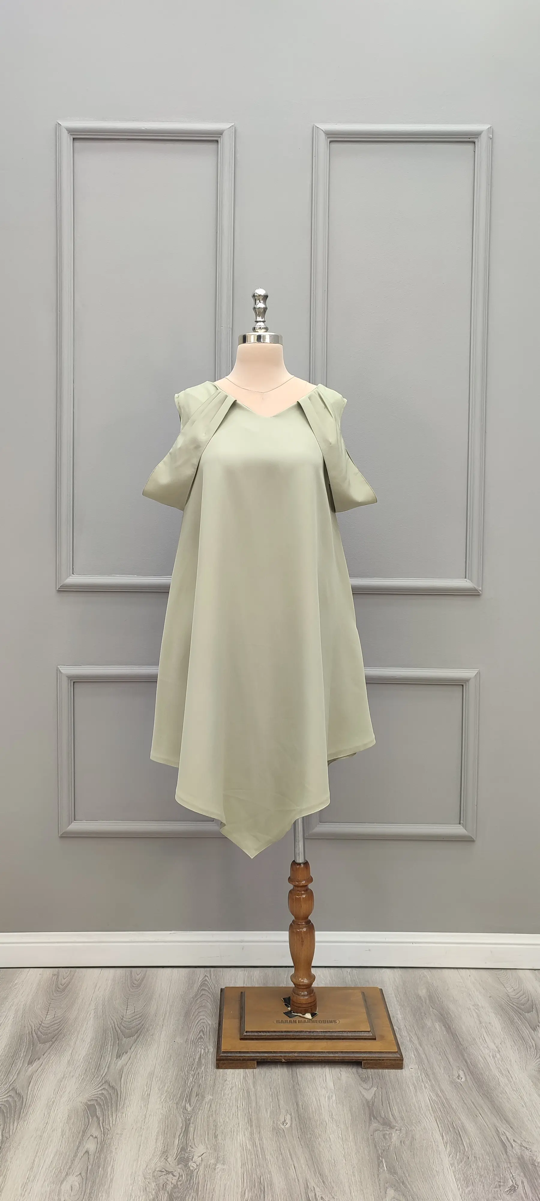 پیراهن کوتاه فری سایز دنیا 2040